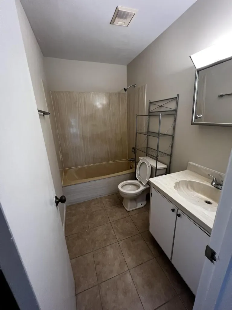 4215 S 57th Avenue Greenacres FL 33463