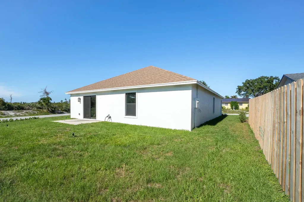 5048 SE Alicia Street Stuart FL 34997