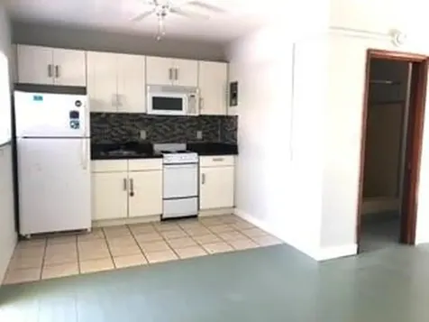 3200 NE 5th Court Pompano Beach FL 33062