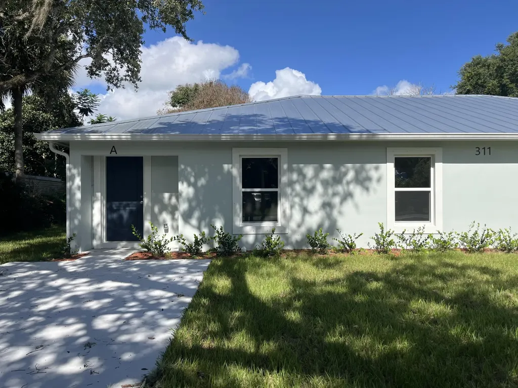 311 N 16th N Street Fort Pierce FL 34950