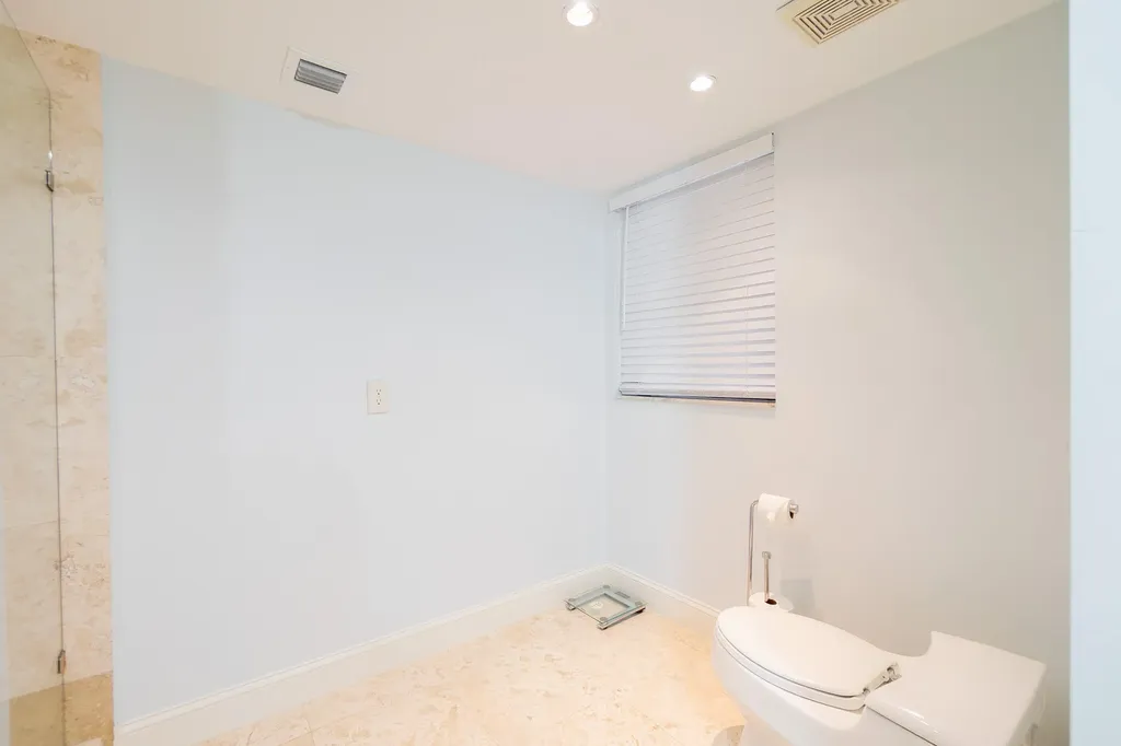 2565 S Ocean Boulevard Highland Beach FL 33487