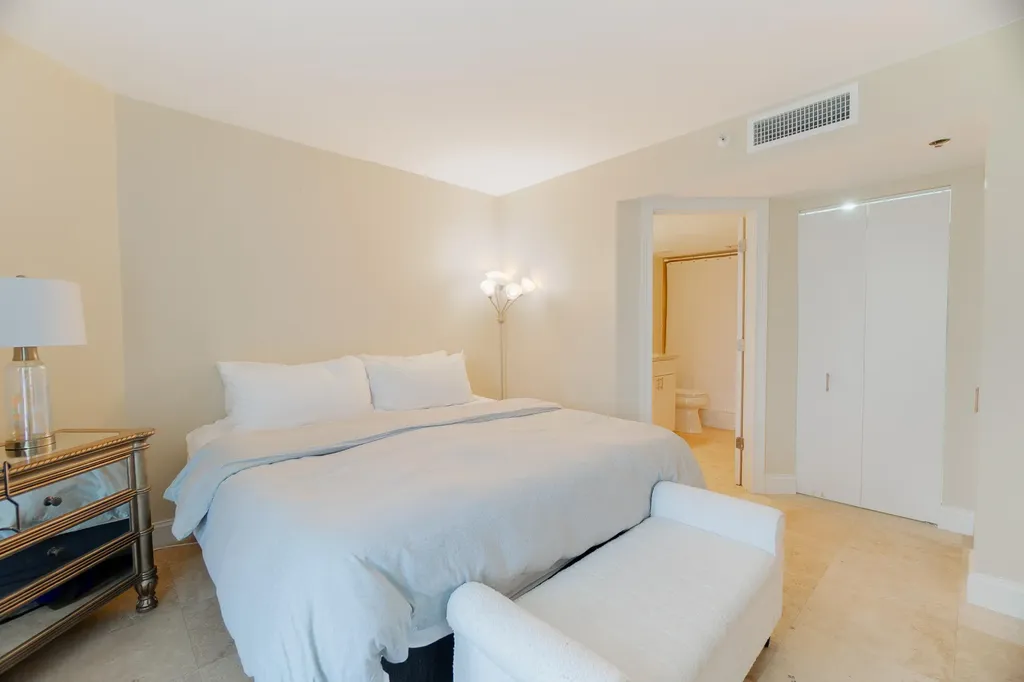 2565 S Ocean Boulevard Highland Beach FL 33487