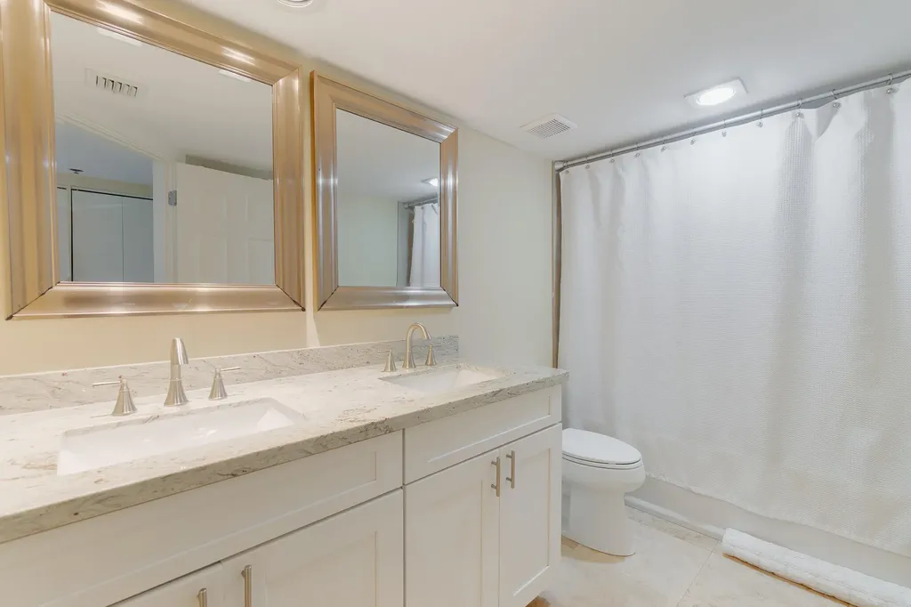 2565 S Ocean Boulevard Highland Beach FL 33487