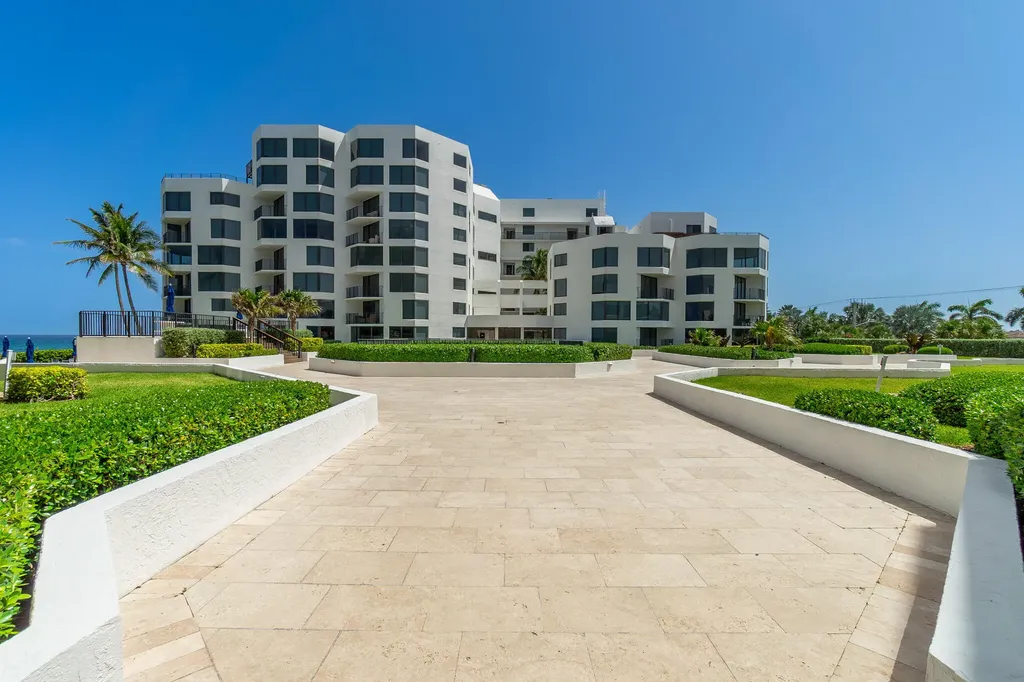 2565 S Ocean Boulevard Highland Beach FL 33487