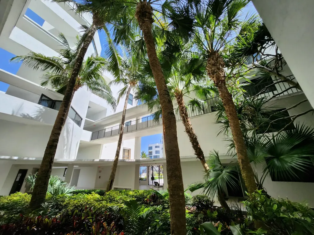 2565 S Ocean Boulevard Highland Beach FL 33487