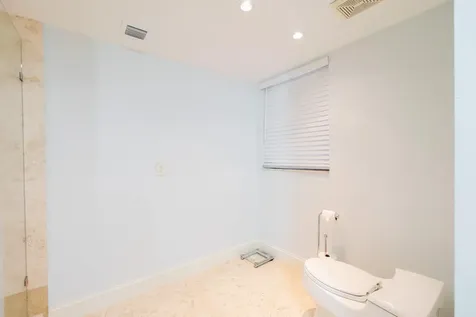 2565 S Ocean Boulevard Highland Beach FL 33487