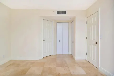 2565 S Ocean Boulevard Highland Beach FL 33487