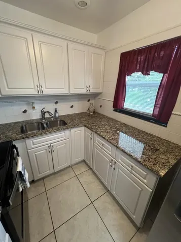 120 Coventry E West Palm Beach FL 33417