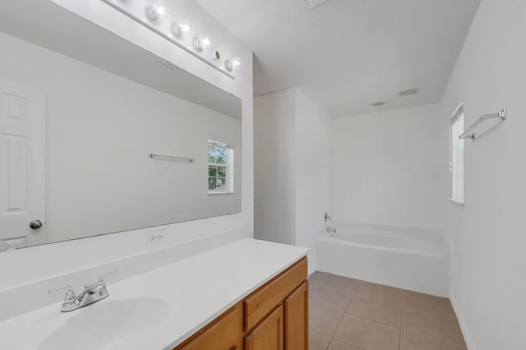 2538 12th Square SW Vero Beach FL 32968