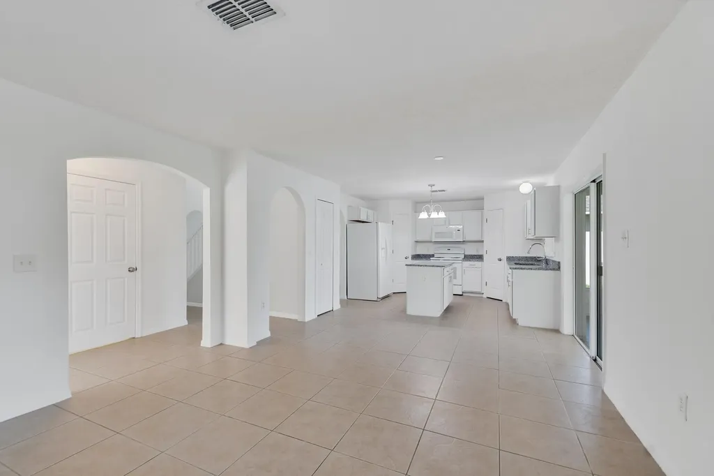 2538 12th Square SW Vero Beach FL 32968