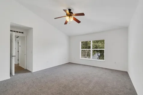 2538 12th Square SW Vero Beach FL 32968