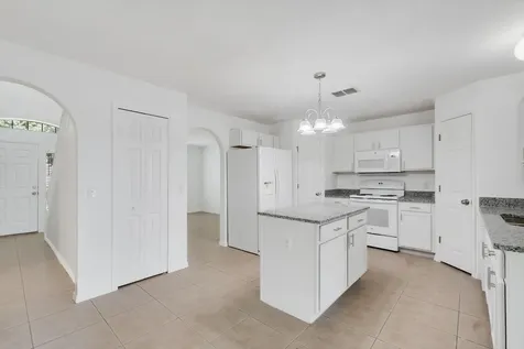 2538 12th Square SW Vero Beach FL 32968