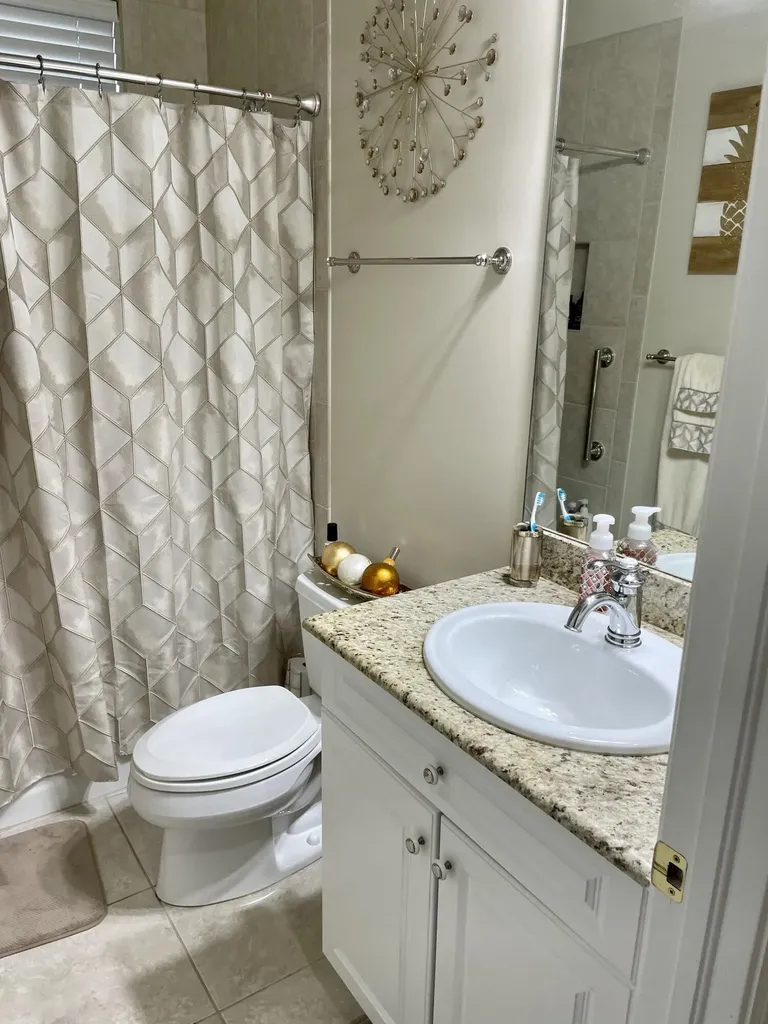 102 SE Rio Palermo Port St Lucie FL 34984