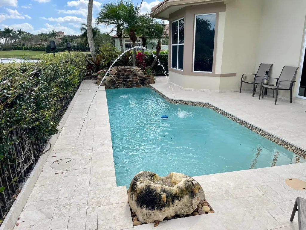 102 SE Rio Palermo Port St Lucie FL 34984