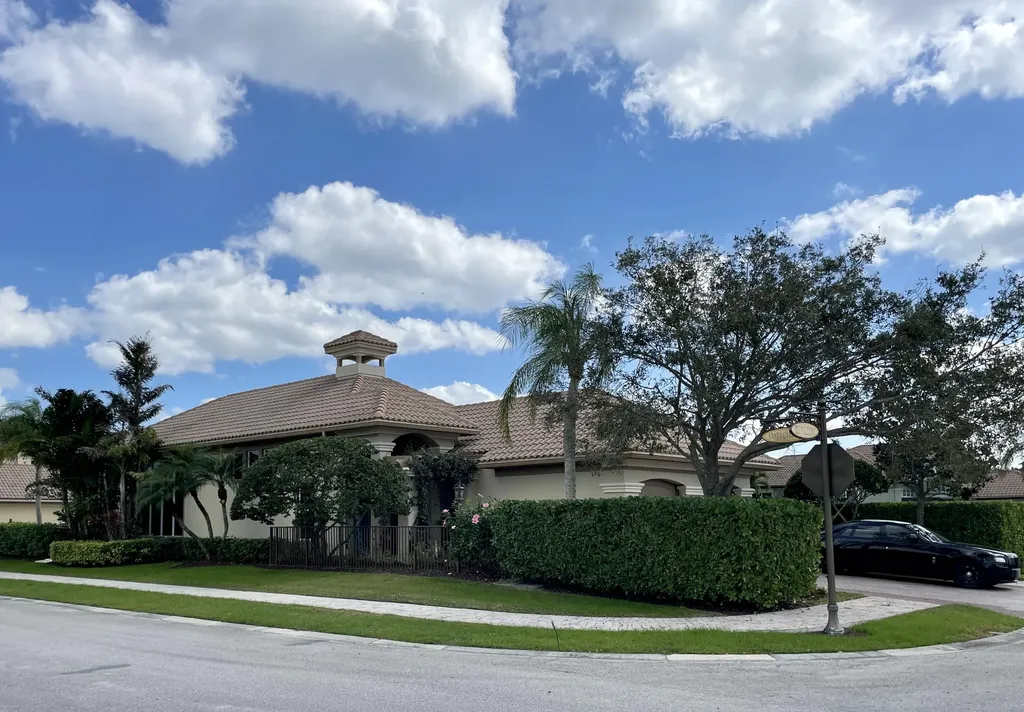 102 SE Rio Palermo Port St Lucie FL 34984