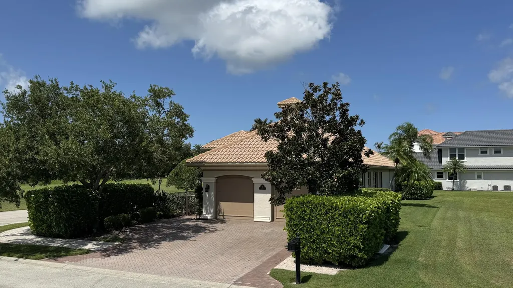 102 SE Rio Palermo Port St Lucie FL 34984