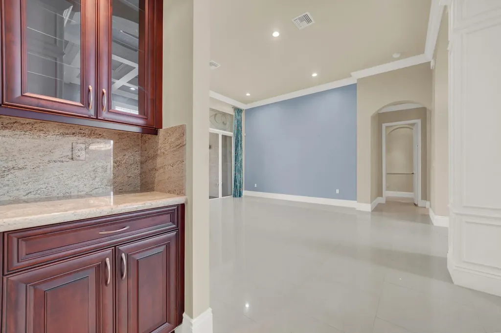 10469 Whitewind Circle Boynton Beach FL 33473