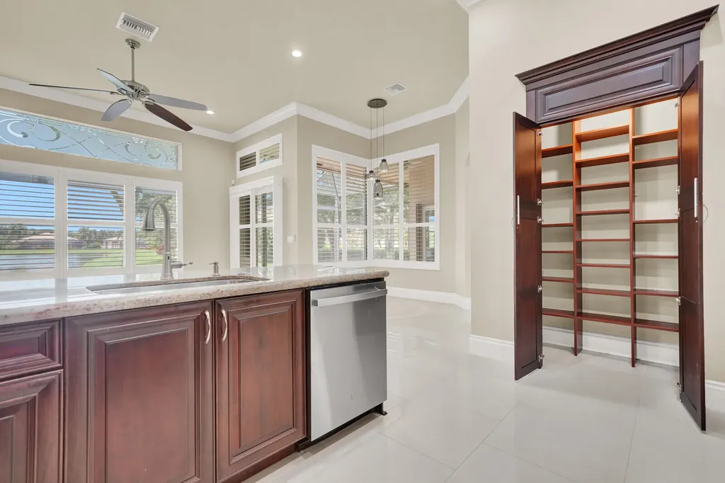 10469 Whitewind Circle Boynton Beach FL 33473