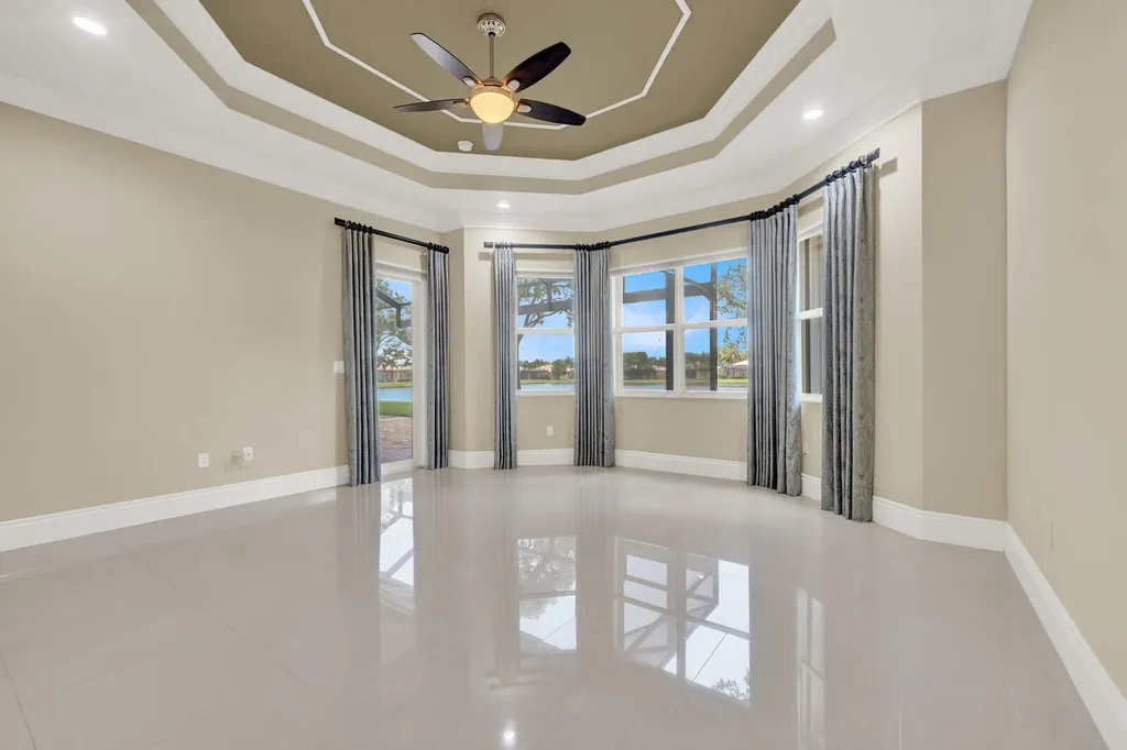 10469 Whitewind Circle Boynton Beach FL 33473