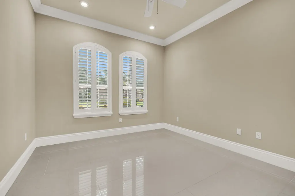 10469 Whitewind Circle Boynton Beach FL 33473