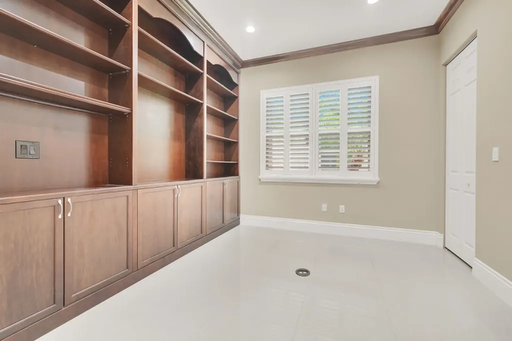 10469 Whitewind Circle Boynton Beach FL 33473