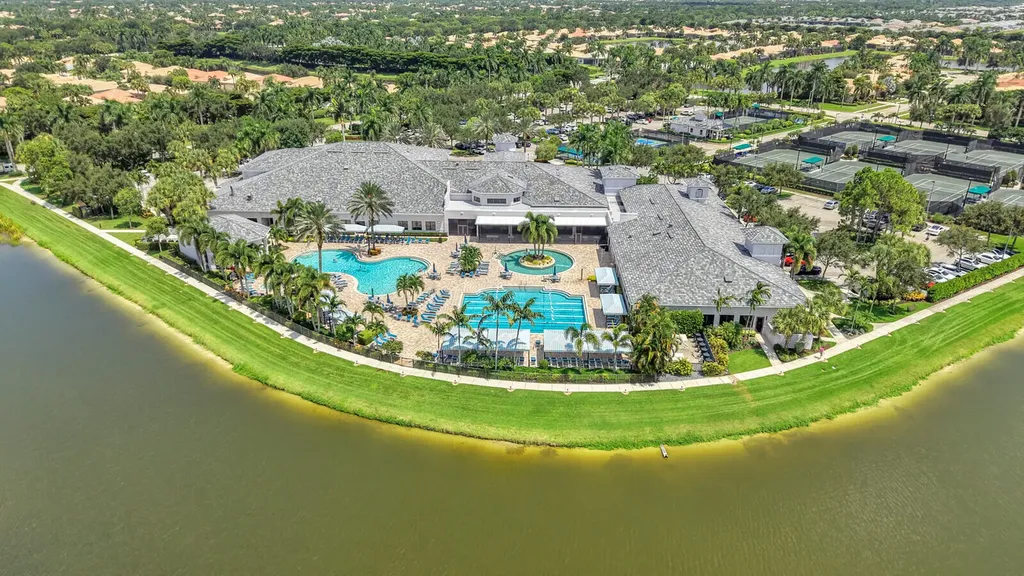 10469 Whitewind Circle Boynton Beach FL 33473