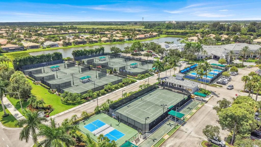10469 Whitewind Circle Boynton Beach FL 33473