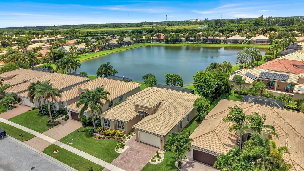 10469 Whitewind Circle Boynton Beach FL 33473