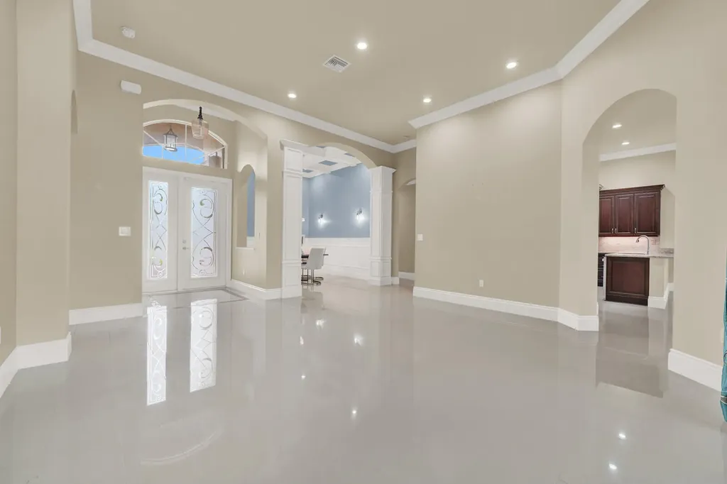 10469 Whitewind Circle Boynton Beach FL 33473