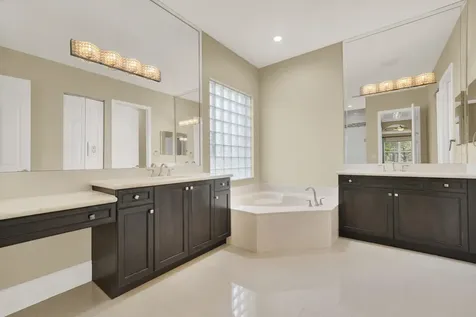 10469 Whitewind Circle Boynton Beach FL 33473