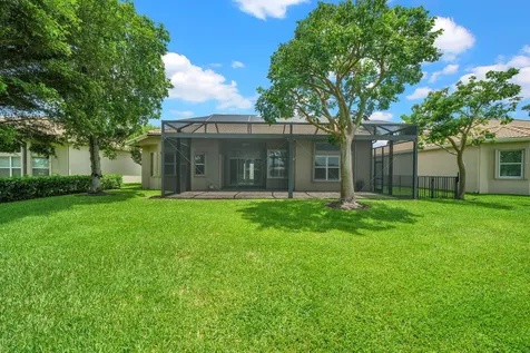 10469 Whitewind Circle Boynton Beach FL 33473