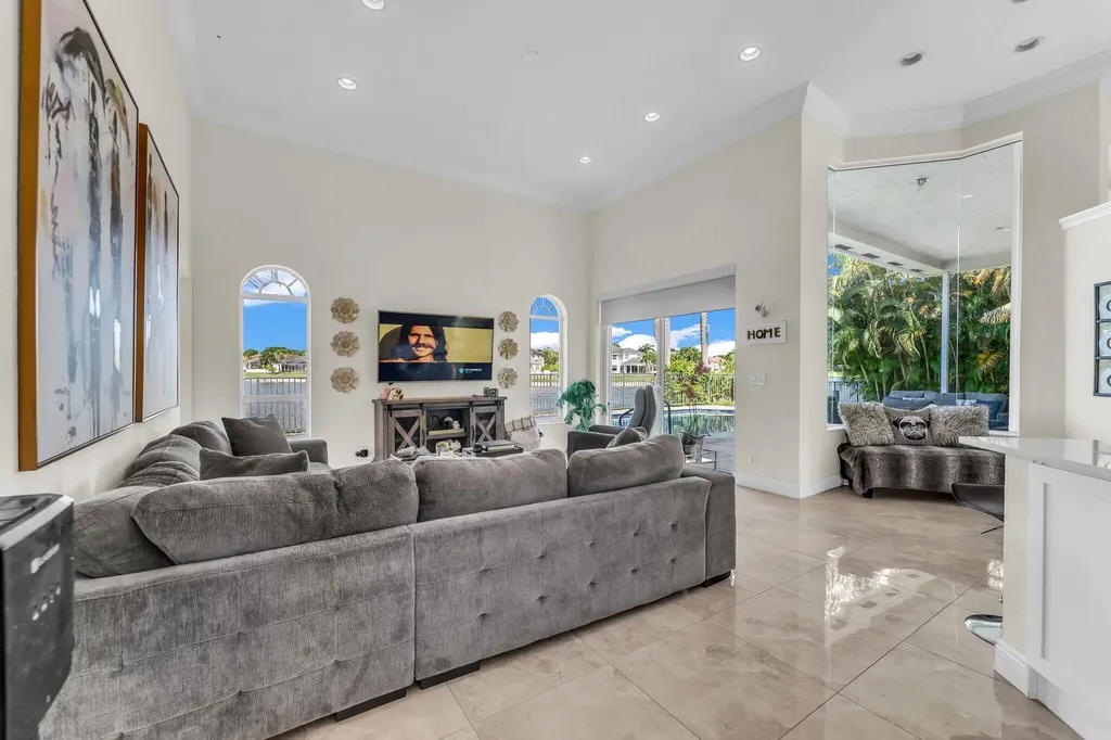 21409 Crestfalls Court Boca Raton FL 33428