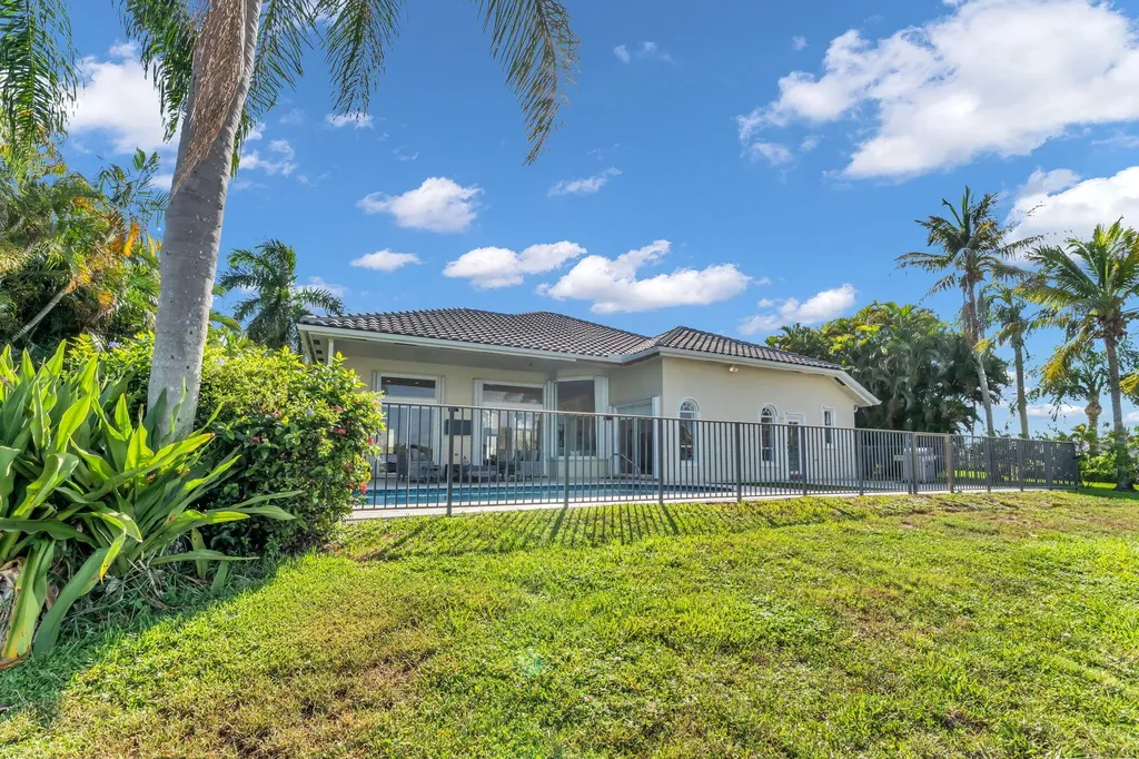 21409 Crestfalls Court Boca Raton FL 33428