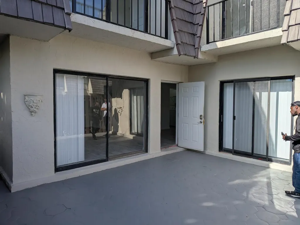 1733 N Congress Avenue West Palm Beach FL 33401