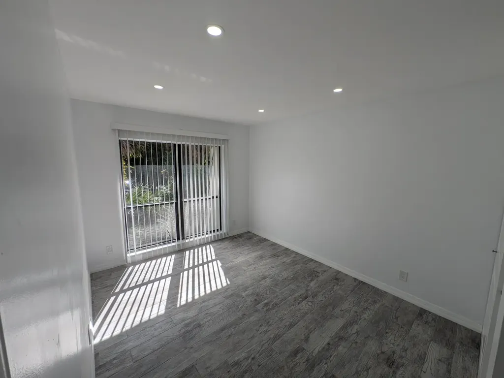 1733 N Congress Avenue West Palm Beach FL 33401