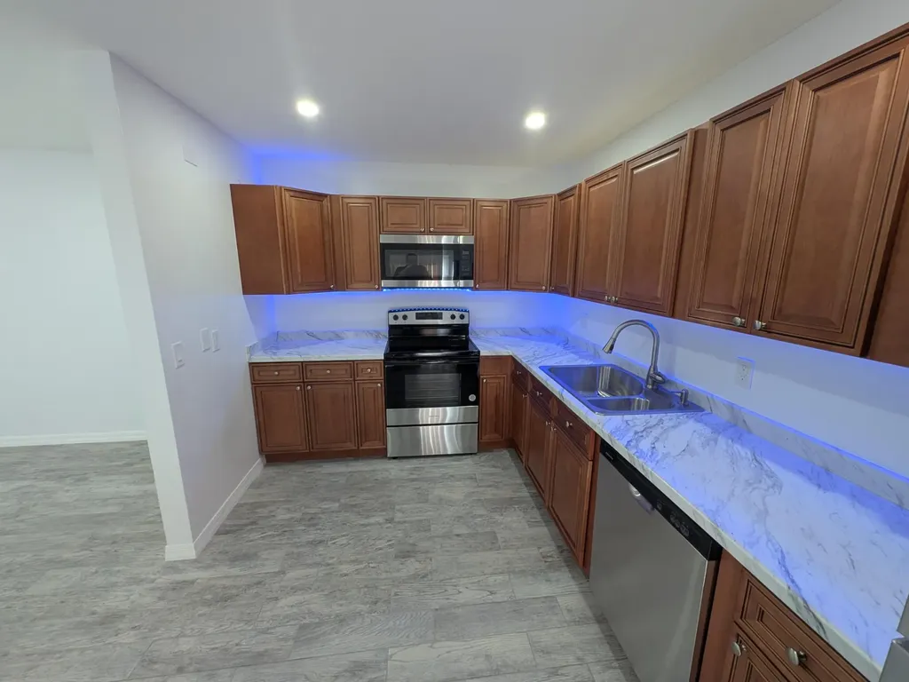 1733 N Congress Avenue West Palm Beach FL 33401