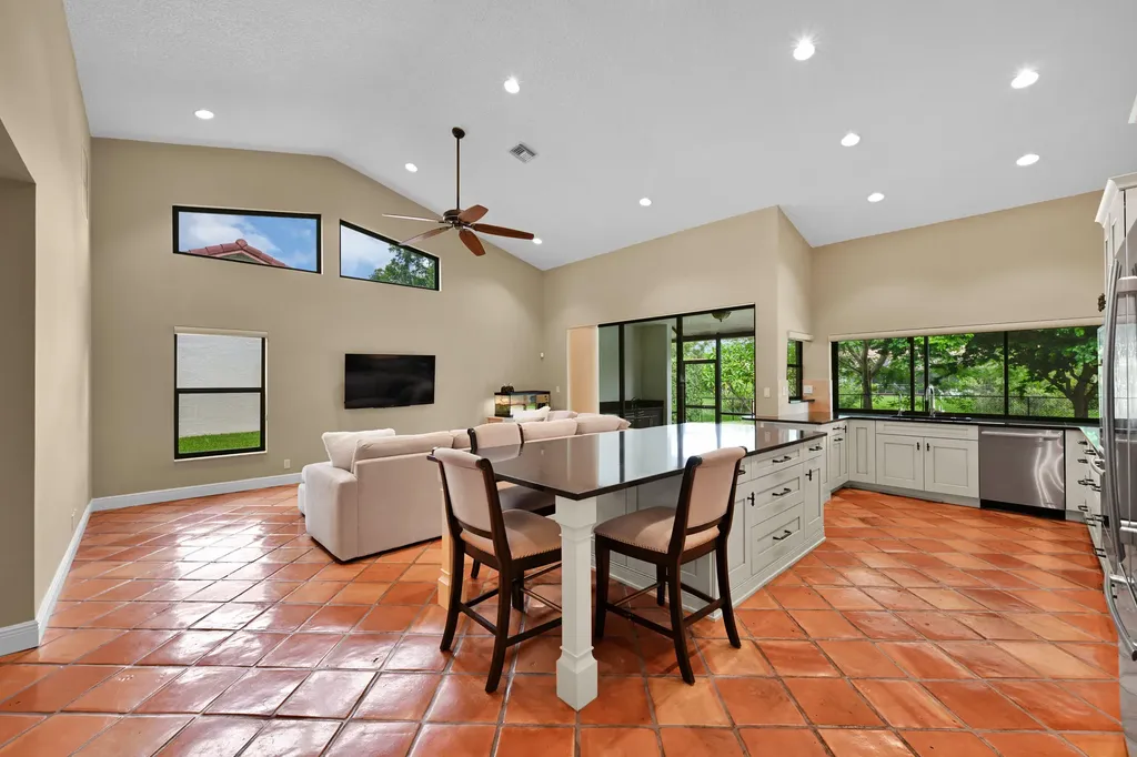 8571 NW 53rd Court Coral Springs FL 33067