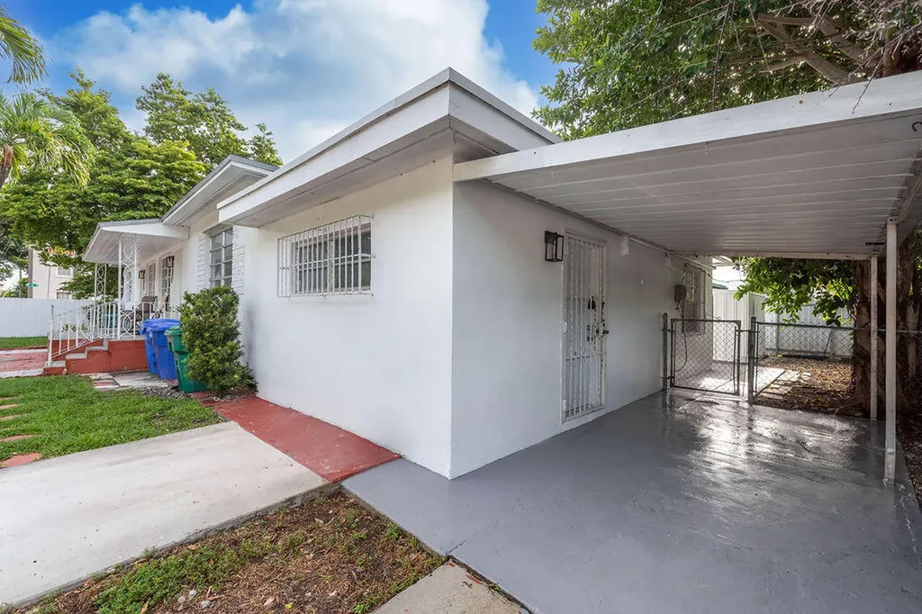 321 NW 21st Avenue Miami FL 33125