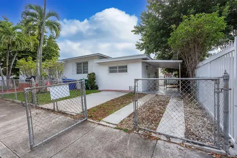 321 NW 21st Avenue Miami FL 33125