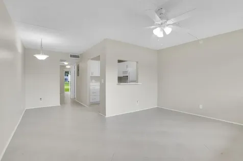 400 Village Green Circle W Palm Springs FL 33461