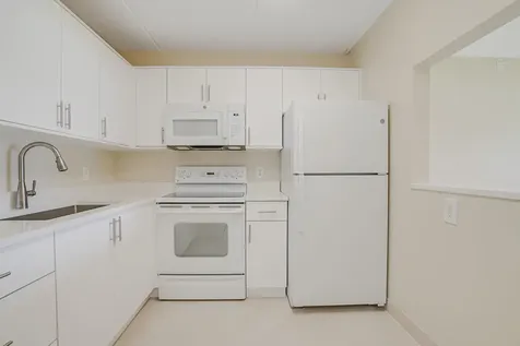 400 Village Green Circle W Palm Springs FL 33461