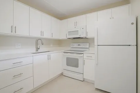 400 Village Green Circle W Palm Springs FL 33461