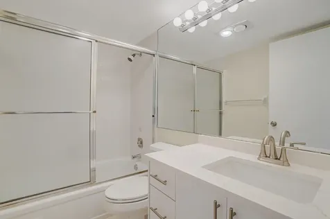 400 Village Green Circle W Palm Springs FL 33461