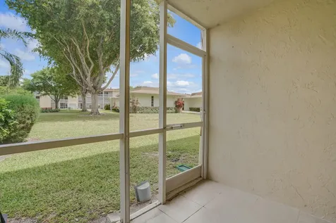 400 Village Green Circle W Palm Springs FL 33461