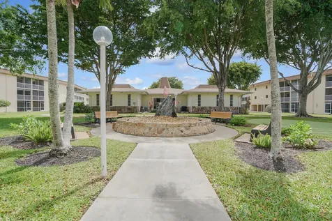 400 Village Green Circle W Palm Springs FL 33461