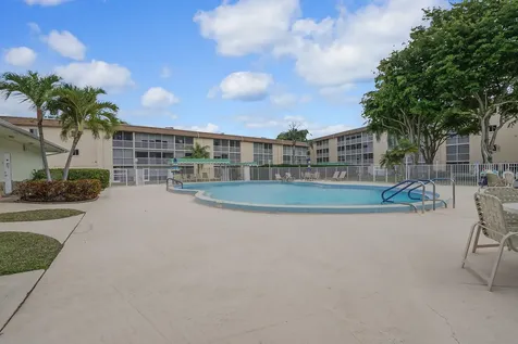 400 Village Green Circle W Palm Springs FL 33461
