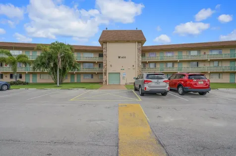 400 Village Green Circle W Palm Springs FL 33461