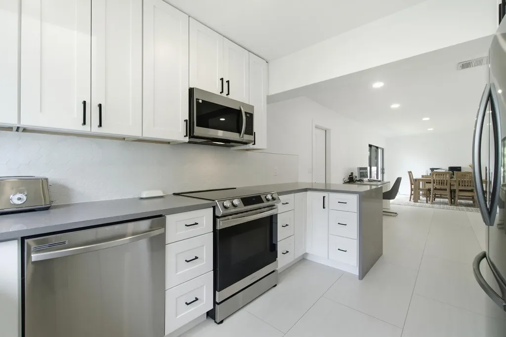 1333 SE 8th Street Deerfield Beach FL 33441