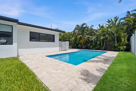 1333 SE 8th Street Deerfield Beach FL 33441