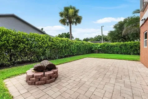 139 Royal Pine Circle S Royal Palm Beach FL 33411